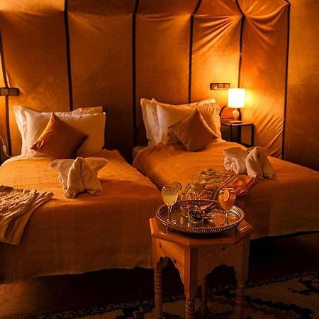 Merzouga Berbers Luxury Camp מראה חיצוני תמונה