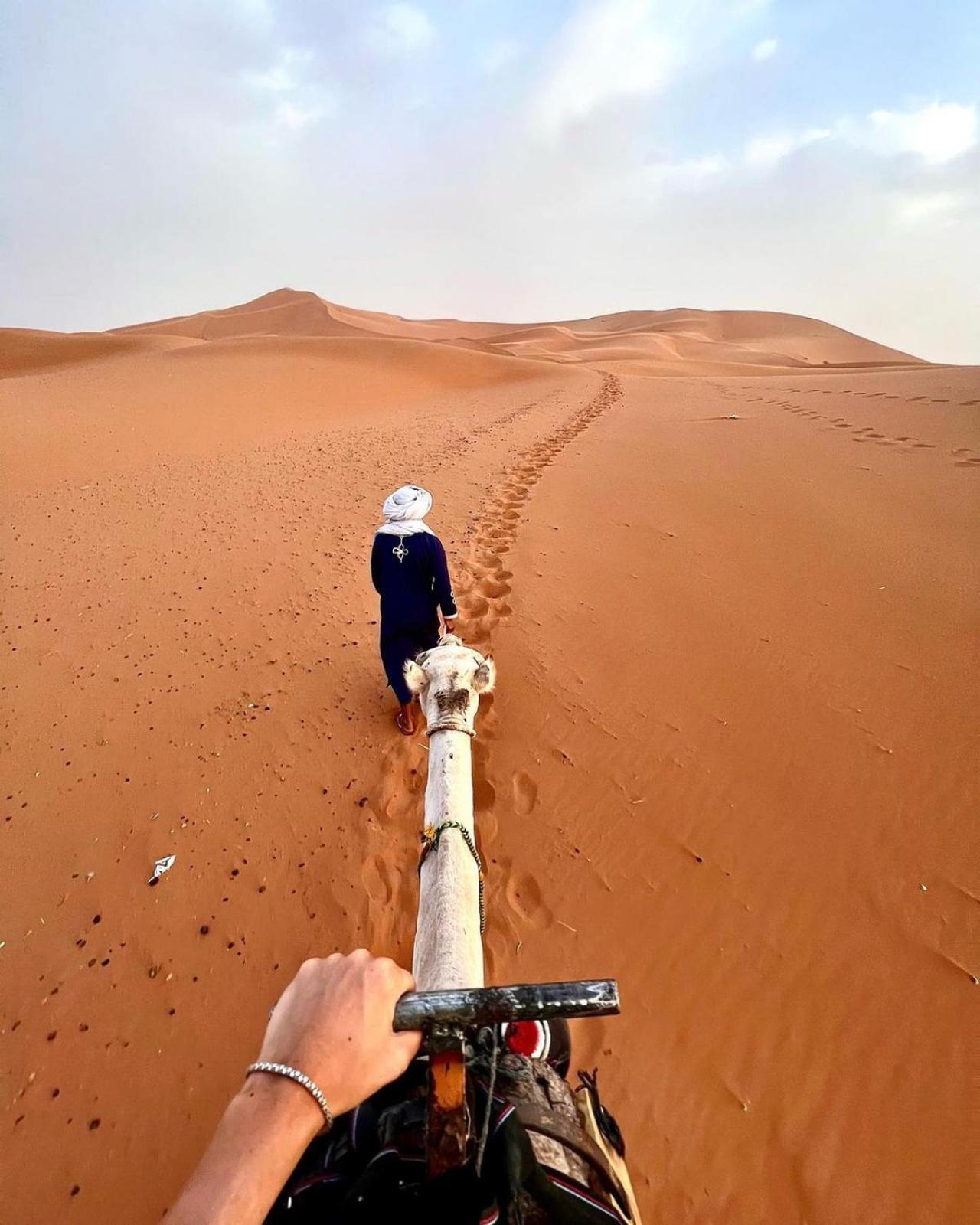 Merzouga Berbers Luxury Camp מראה חיצוני תמונה