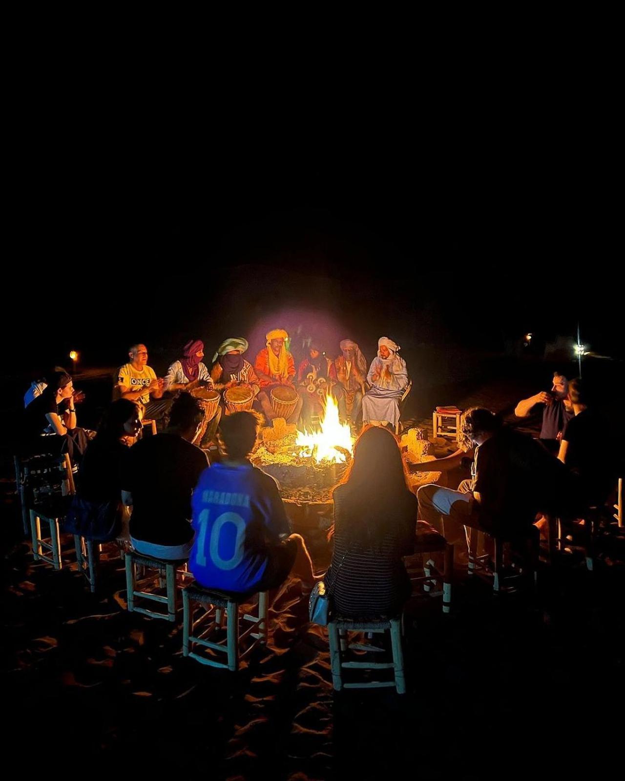 Merzouga Berbers Luxury Camp מראה חיצוני תמונה