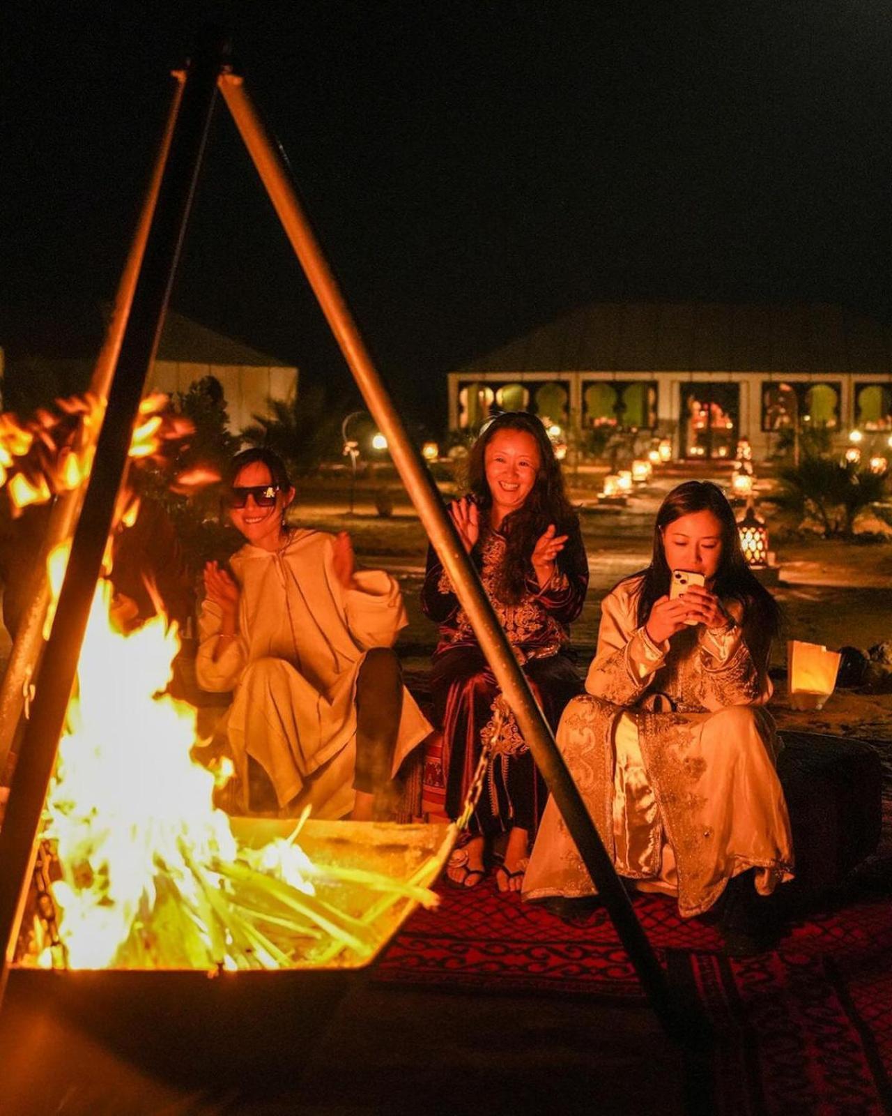 Merzouga Berbers Luxury Camp מראה חיצוני תמונה